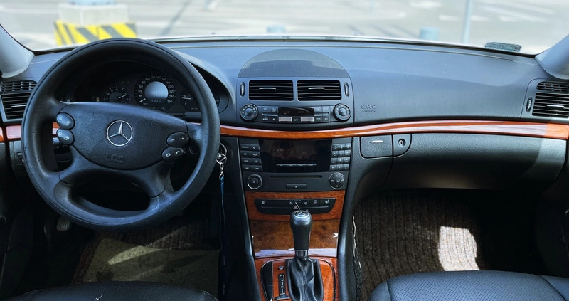 Mercedes-Benz Klasa E cena 23900 przebieg: 247377, rok produkcji 2006 z Katowice małe 121